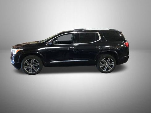 Used 2017 GMC Acadia Denali w/ Technology Package FWD image 1