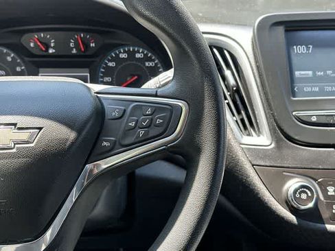 Used 2016 Chevrolet Malibu LS FWD image 9