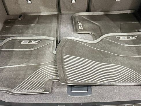 Used 2023 BMW X3 xDrive30i w/ Premium Package image 30