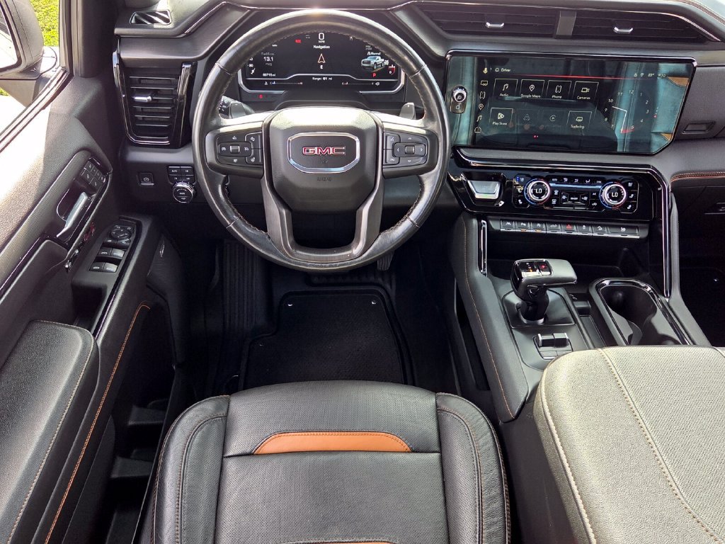 Used 2023 GMC Sierra 1500 AT4 w/ AT4 Premium Package AWD/4WD image 5
