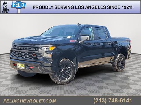 New 2026 Chevrolet Silverado 1500 Custom Trail Boss AWD/4WD image 1