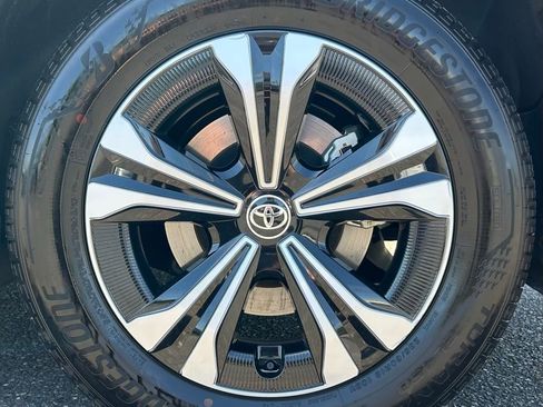 Certified 2025 Toyota bZ4X AWD w/ Weather Package image 29