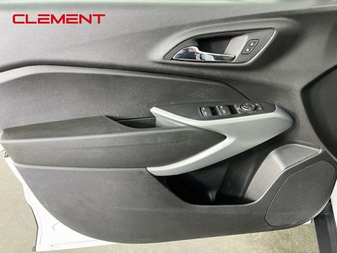 Used 2024 Chevrolet Trax LS FWD image 24