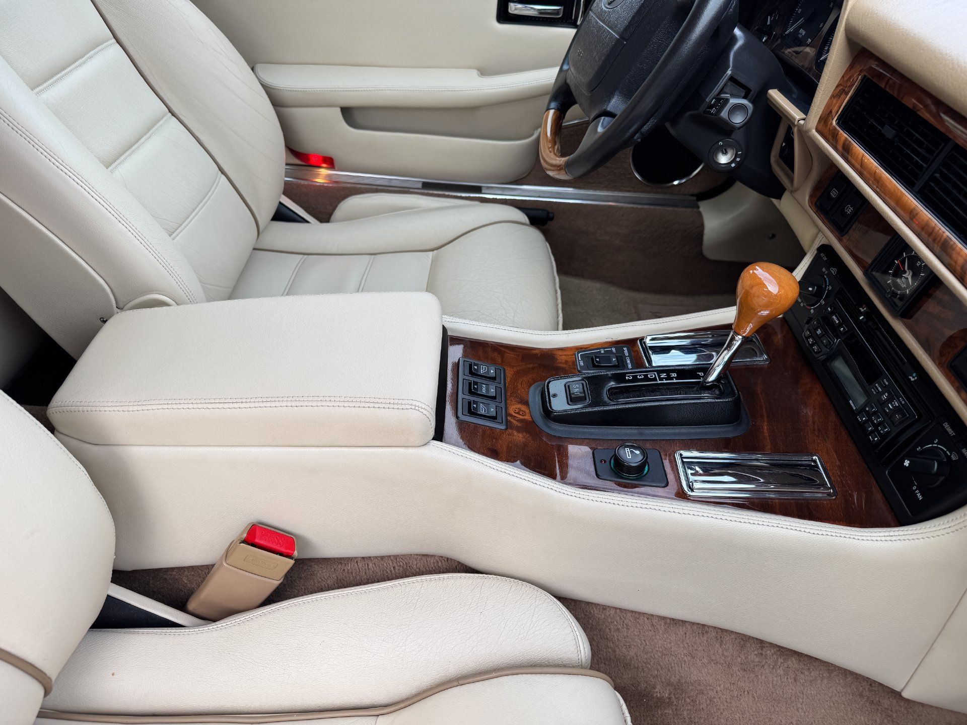 Used 1996 Jaguar XJS 4.0 Convertible RWD image 61