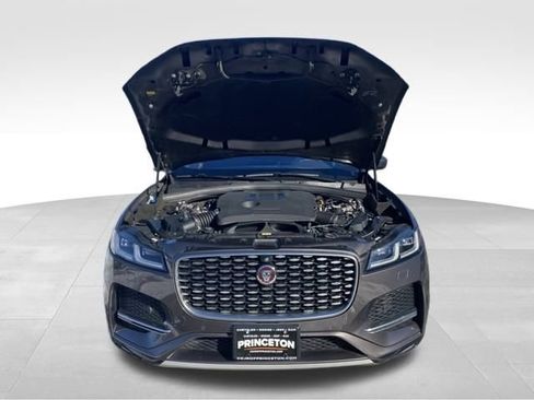 Used 2021 Jaguar F-PACE S image 9