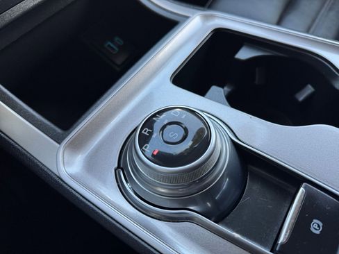 Used 2024 Ford Edge SEL image 41