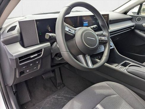 New 2025 Hyundai Sonata SEL FWD image 3