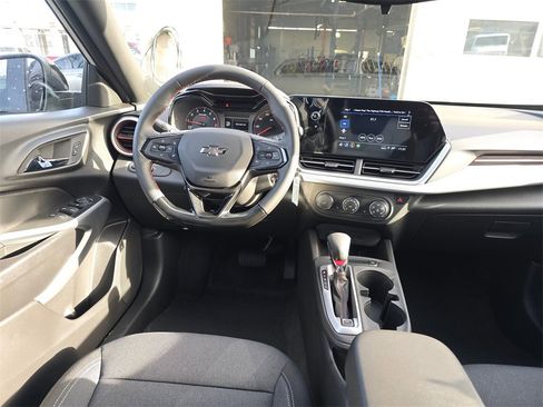 New 2026 Chevrolet Trax RS w/ Sunroof Package image 14