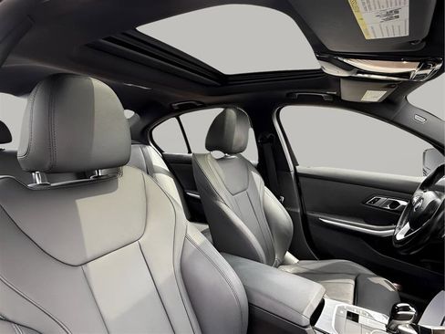 Used 2019 BMW 330i Sedan image 23