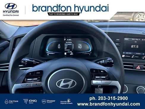 Certified 2026 Hyundai Elantra SE w/ Cargo Package FWD image 16