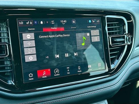 Used 2025 Dodge Durango GT w/ Blacktop Package image 15