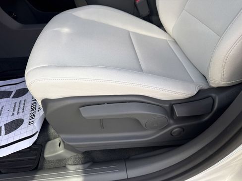 Certified 2026 Hyundai Santa Fe SE image 12