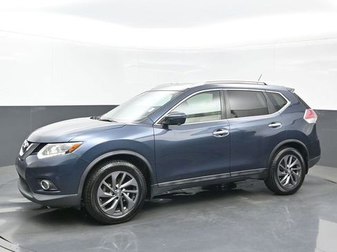 Used 2016 Nissan Rogue SL w/ SL Premium Package FWD image 2