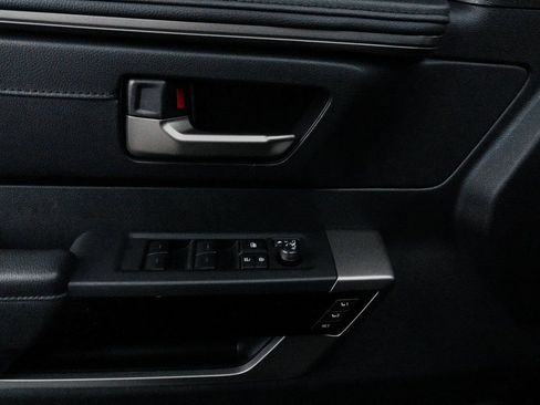 Used 2025 Toyota Tundra Limited image 12