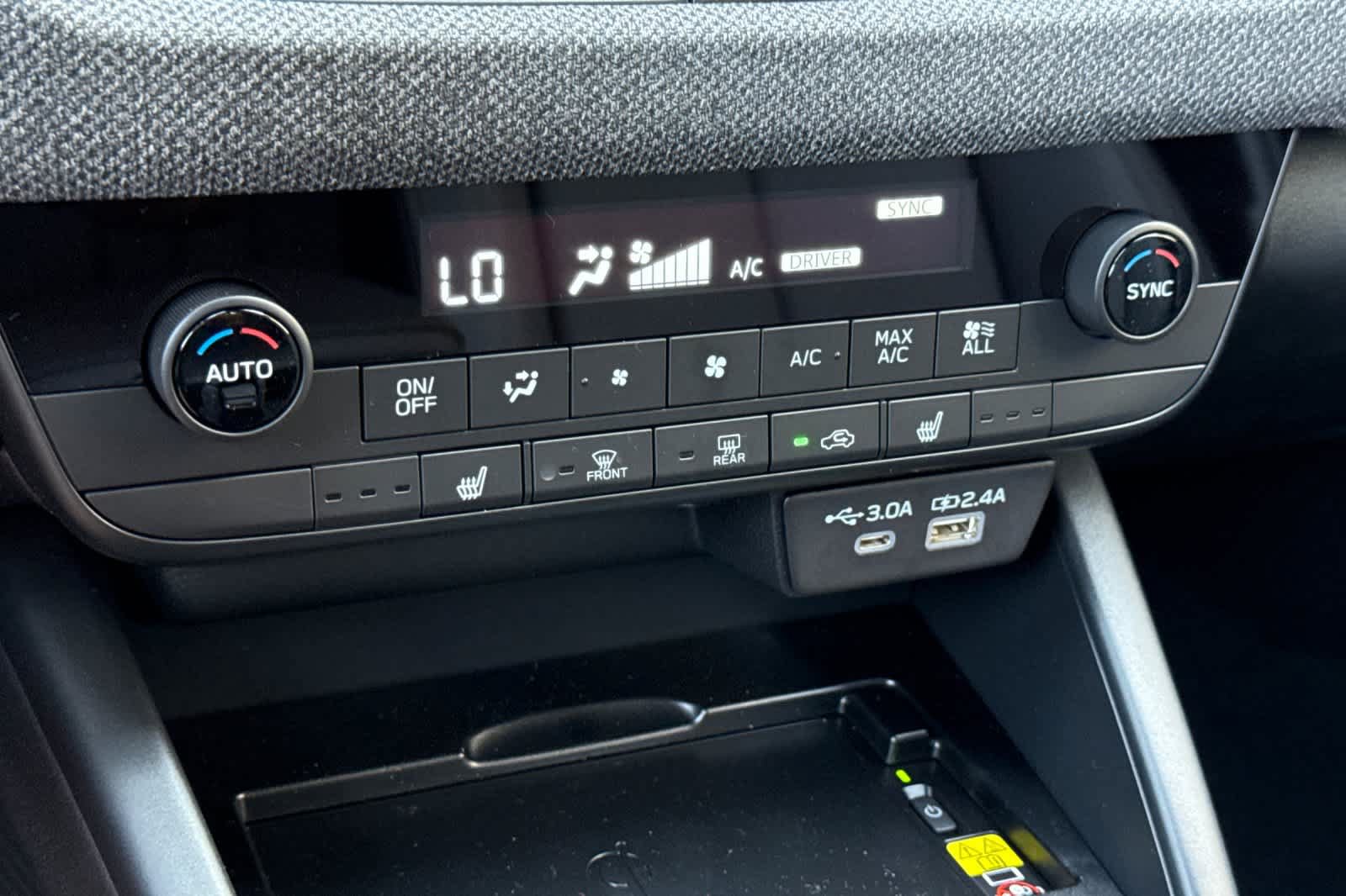 New 2026 Subaru Outback Limited AWD/4WD image 22