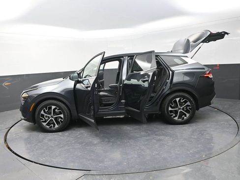 Used 2024 Kia Sportage EX image 34