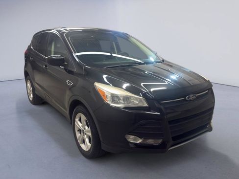 Used 2015 Ford Escape SE AWD/4WD image 1