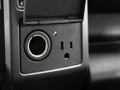 Used 2018 Ford F150 XLT w/ Equipment Group 302A Luxury image 28