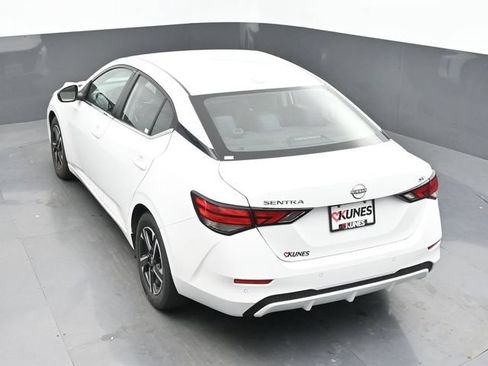 Used 2024 Nissan Sentra SV FWD image 40