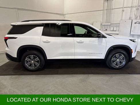 Certified 2024 Chevrolet Traverse LT image 31