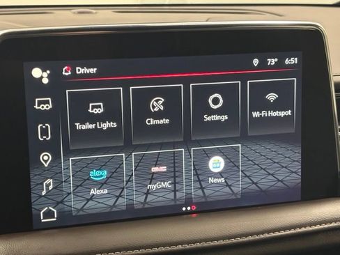 Used 2022 GMC Yukon XL SLT w/ SLT Premium Package AWD/4WD image 34