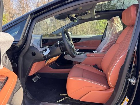 New 2026 Cadillac Optiq Sport 2 image 20