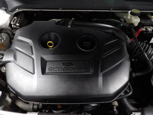 Used 2018 Ford Fusion Titanium image 21