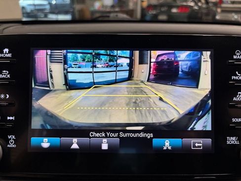Used 2018 Honda Accord Touring image 21