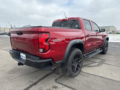 Used 2024 Chevrolet Colorado Trail Boss w/ Technology Package image 7