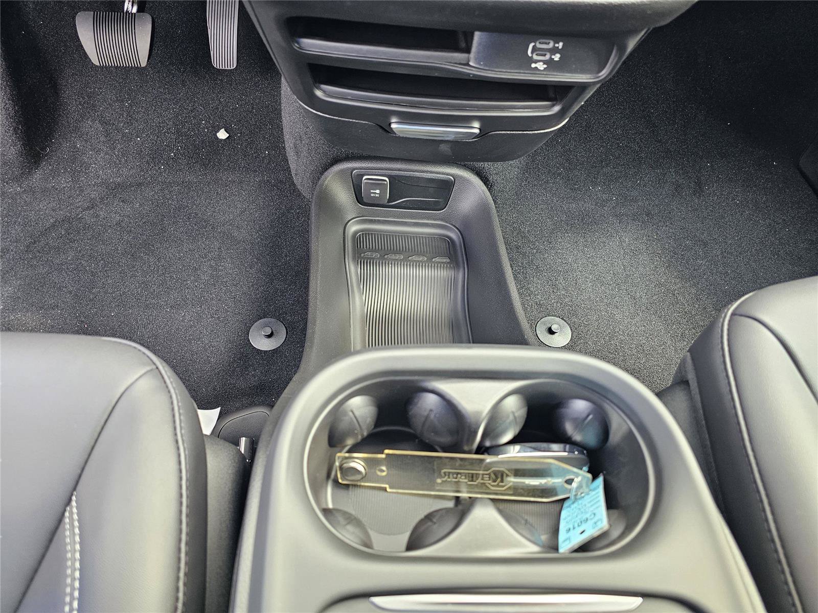 New 2027 Chrysler Pacifica Select FWD image 25