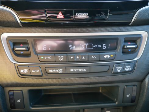Used 2023 Honda Passport TrailSport image 24