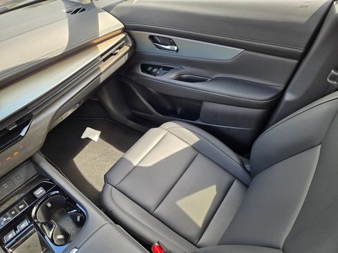 Used 2025 Nissan Murano SL w/ Cargo Package AWD/4WD image 15