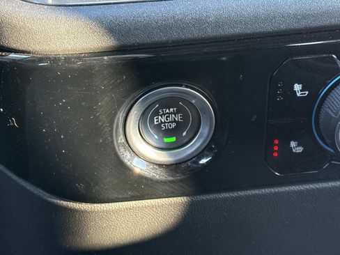 Used 2023 Chevrolet Silverado 1500 LT image 12