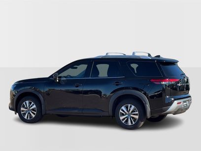 New 2025 Nissan Pathfinder SL
