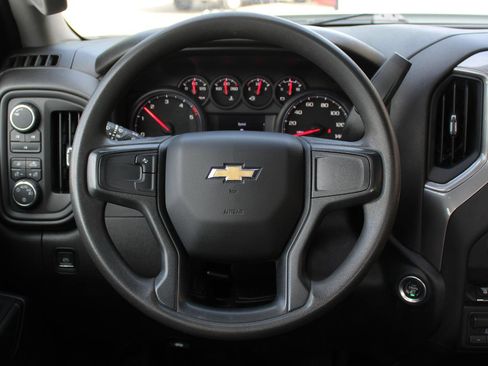 Used 2024 Chevrolet Silverado 2500 W/T w/ WT/CX Safety Package AWD/4WD image 19