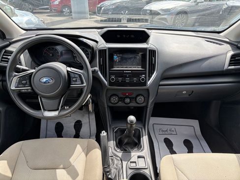 Used 2017 Subaru Impreza 2.0i AWD/4WD image 9