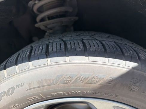 Used 2024 Ford Escape ST-Line AWD/4WD image 10