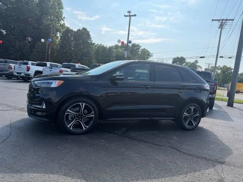 Used 2023 Ford Edge ST w/ Equipment Group 401A AWD/4WD image 16