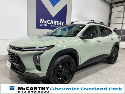 Used 2025 Chevrolet Trax ACTIV w/ Driver Confidence Package image 9