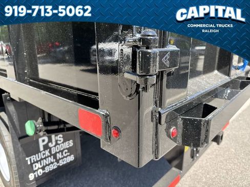 New 2025 Ford F550 4x4 Regular Cab Super Duty image 15