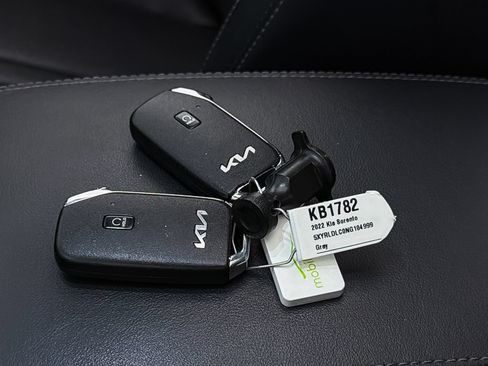 Used 2022 Kia Sorento S w/ Panoramic Sunroof Package AWD/4WD image 31