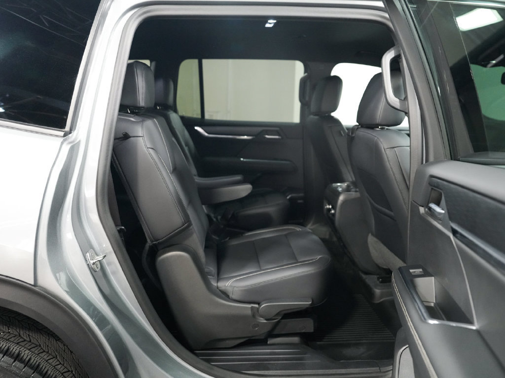 Used 2024 GMC Acadia Elevation w/ Luxury Package AWD/4WD image 33