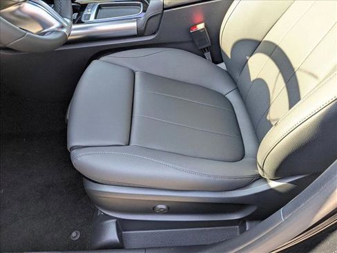 New 2025 Mercedes-Benz GLA 250 image 4