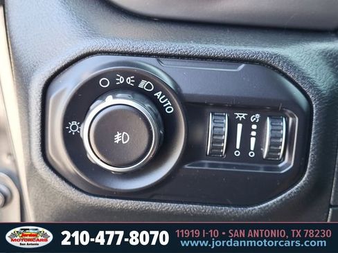 Used 2018 Jeep Wrangler Unlimited Sport S image 21