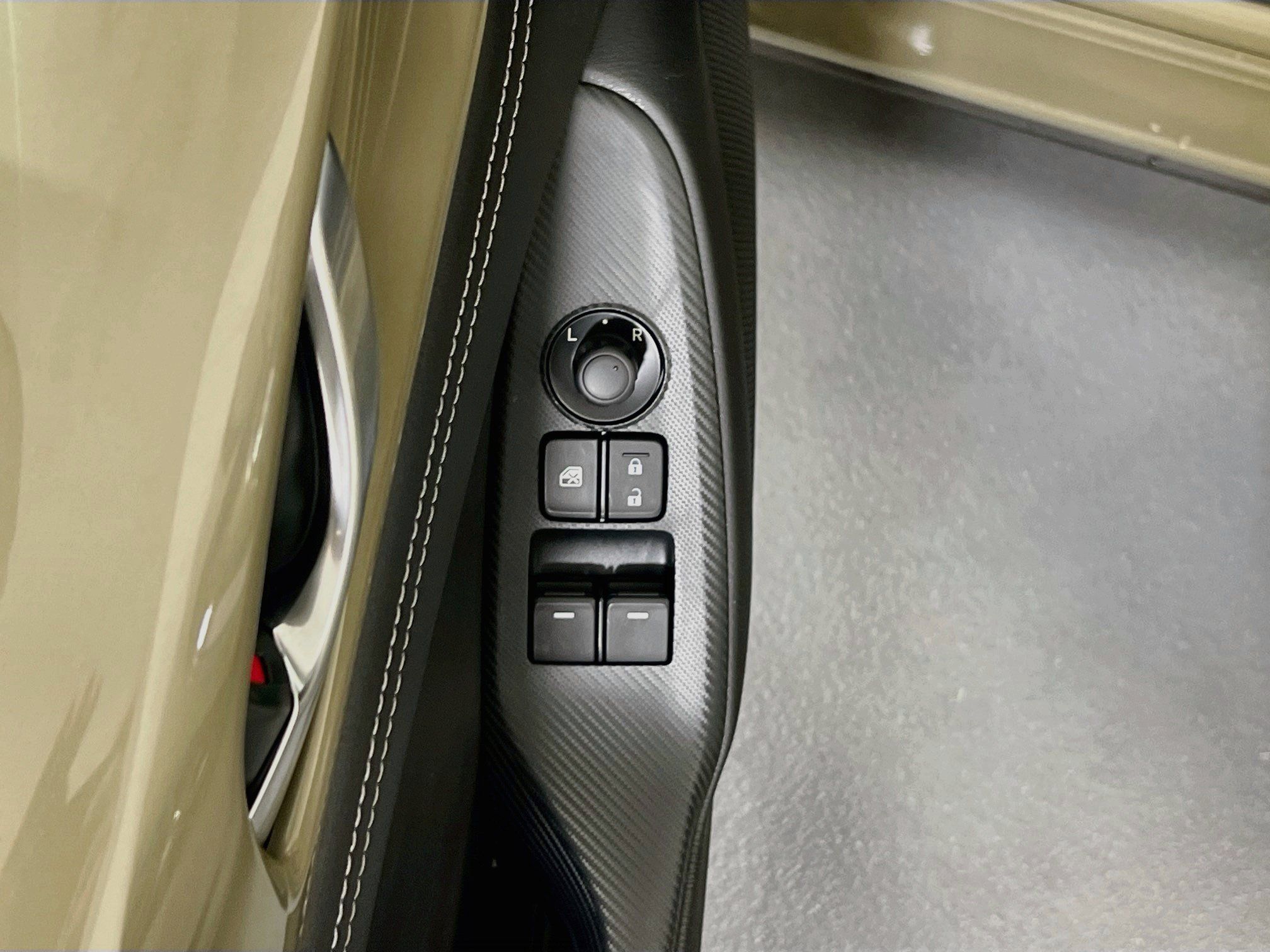 Used 2024 MAZDA MX-5 Miata RF Grand Touring RWD image 18