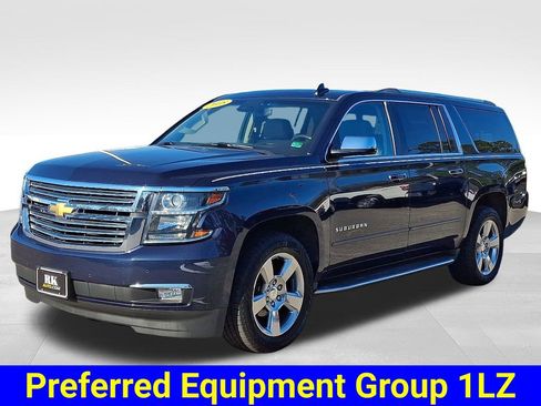Used 2018 Chevrolet Suburban Premier image 3