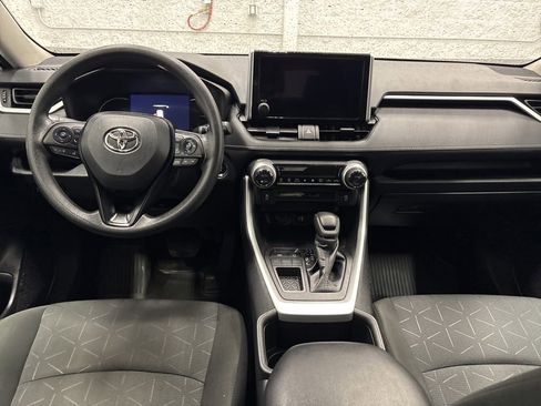 Used 2023 Toyota RAV4 XLE FWD image 11