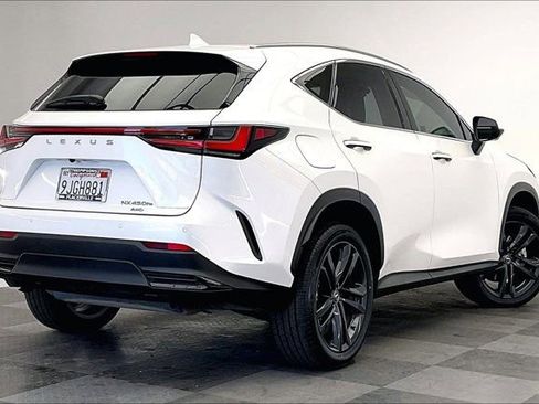 Used 2024 Lexus NX 450h+ AWD w/ Vision Package image 13