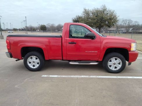 Used 2011 Chevrolet Silverado 1500 LT w/ Interior Plus Package image 4