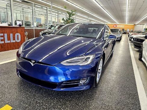 Used 2017 Tesla Model S 100D image 1